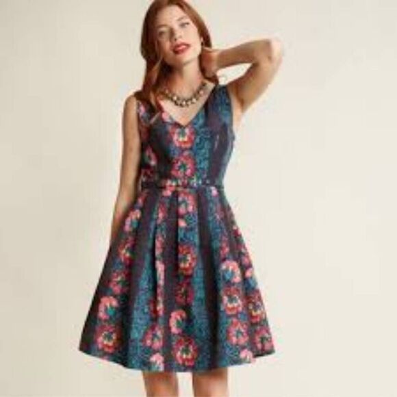 Modcloth Beautiful You Belted Dress - Picture 1 of 9